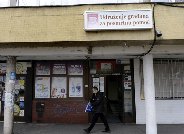 СЛУЧАЈ УДРУЖЕЊА ЗА ПОСМРТНУ ПОМОЋ: Најстарији корисници су највише оштећени 